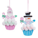 Pendentif en bois en forme de cup cake du Père Noël ou du bonhomme de neige