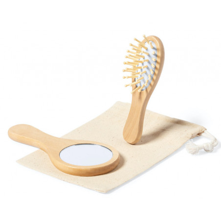 Miroir à main et brosse en bois dans un sac en coton avec carte personnalisée pour mariages et événements