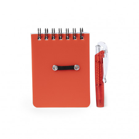 Carnet avec stylo