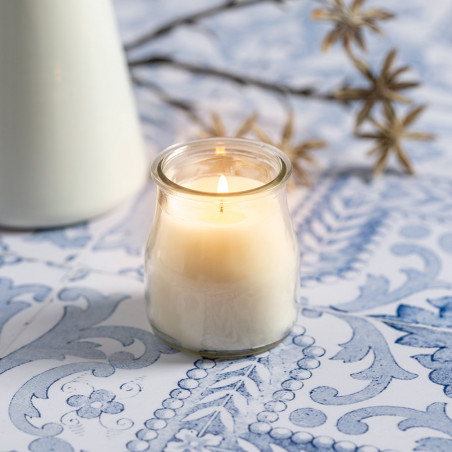 Bougie parfumée dans un pot en verre aux senteurs et couleurs variées