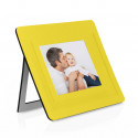 Tapis photo jaune dans enveloppe papier kraft personnalisé avec autocollant bébé pour détails baptême