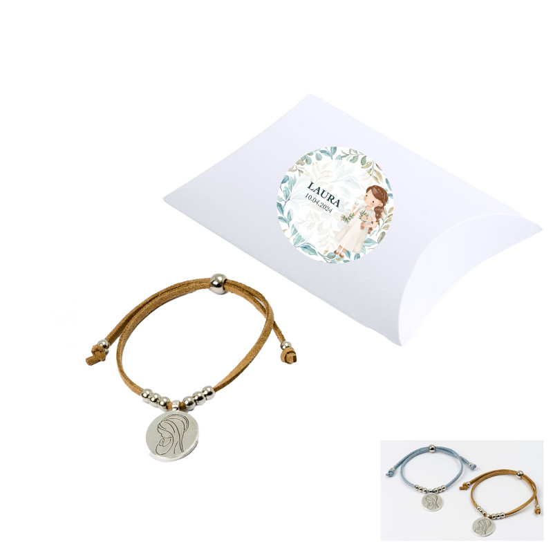 Bracelet avec médaille dans une boîte avec autocollant fille pour communion